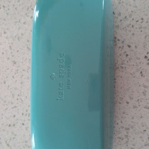 KATE SPADE Black Round Sunglasses Comes With Teal 🩵 Case No Call Outs Warn Once - Picture 7 of 8